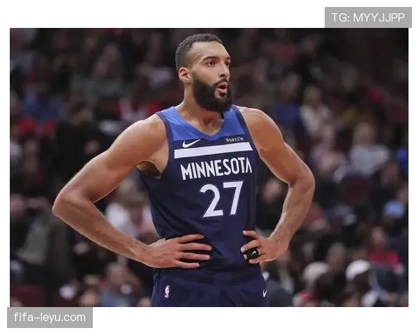 森林狼戈贝尔展现顶级防守实力，多次封盖对手关键投篮