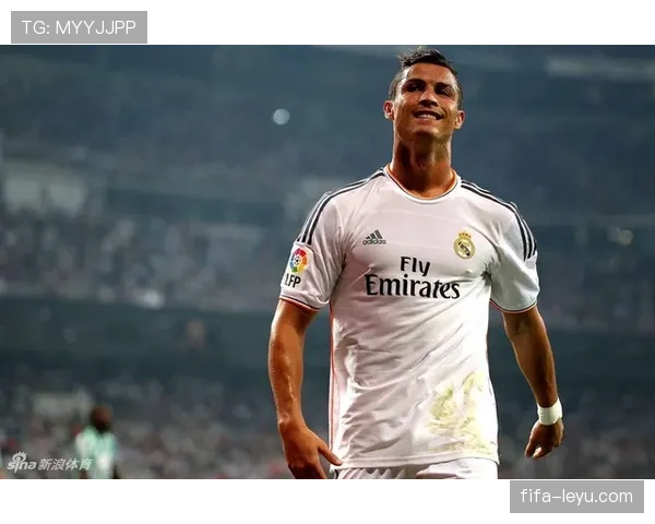 马克·施皮茨泳坛传奇再续：回顾其辉煌的接力金牌时刻