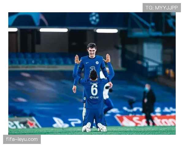 佛罗伦萨聚焦青训引援，年轻化战略绘就未来蓝图