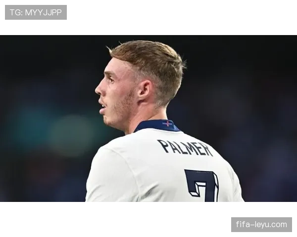 帕尔默 vs 麦迪逊:前场组织核心的角色差异与战术价值 帕尔默 vs 麦迪逊:前场组织核心的角色差异与战术价值