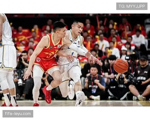 山东泰山战术体系失衡与管理层动荡，豪门定位面临阶段性挑战